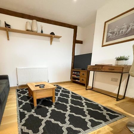 Immaculate Barn Annexe Close To Stansted Airport 그레이트던모 외부 사진